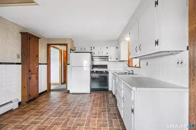 24 Diamond Avenue, Bethel, CT 06801 - Photo 7