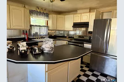 33 Deepwood Drive, Wolcott, CT 06716 - Photo 7