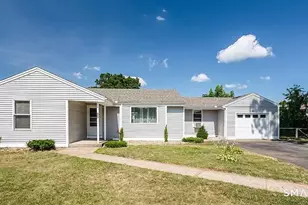 25 Twining St, Plainville, CT 06062 - Photo 1