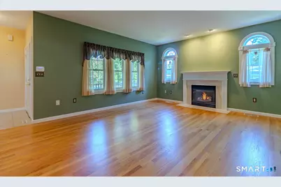 160 Hawthorne Drive #160, Berlin, CT 06037 - Photo 3