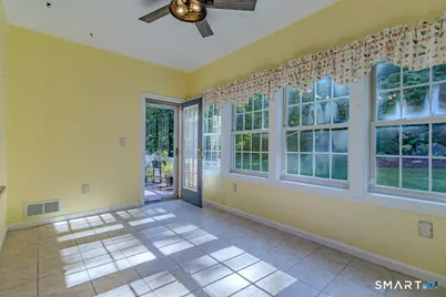 160 Hawthorne Drive #160, Berlin, CT 06037 - Photo 15