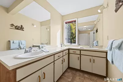 27 Cove Side Lane #27, Stonington, CT 06378 - Photo 19