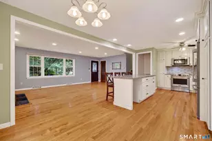 884 Indian Hill Rd, Orange, CT 06477 - Photo 11