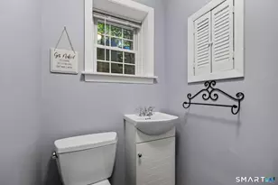884 Indian Hill Rd, Orange, CT 06477 - Photo 27