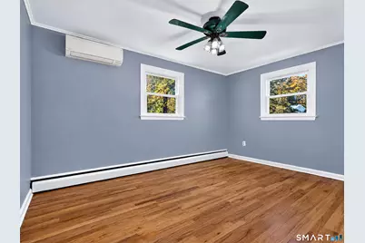 52 Ellsworth Drive, Bloomfield, CT 06002 - Photo 17