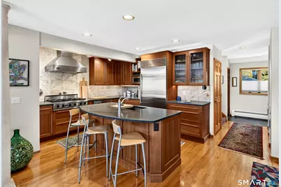 11 Summit Avenue, East Lyme, CT 06333 - Photo 7
