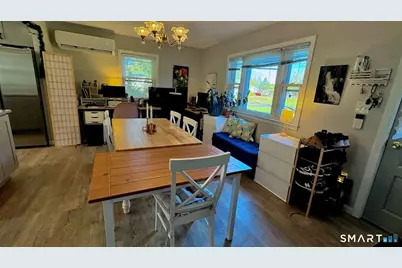 53 Laurel Road, Windsor Locks, CT 06096 - Photo 5