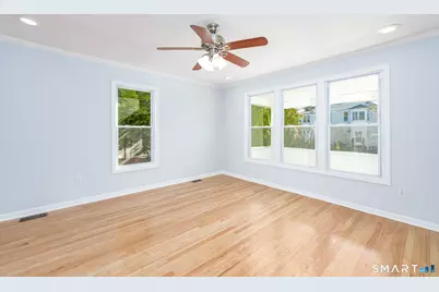 140 Richard Street, West Hartford, CT 06119 - Photo 17