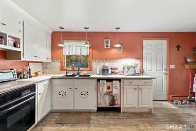 24 Raymond Road, East Hampton, CT 06424 - Photo 7