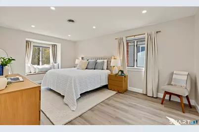 14 Coachlamp Lane, Stamford, CT 06902 - Photo 17
