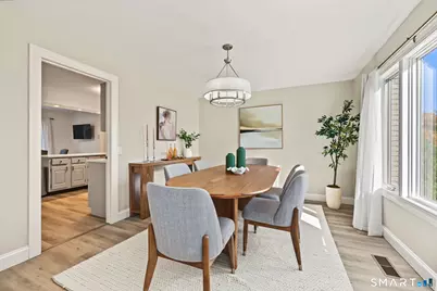 14 Coachlamp Lane, Stamford, CT 06902 - Photo 9