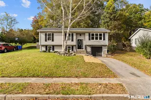 84 Dartmouth Dr, Groton, CT 06355 - Photo 1
