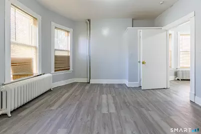 28 Edgewood Street, Hartford, CT 06112 - Photo 5