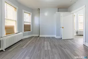 28 Edgewood St, Hartford, CT 06112 - Photo 5