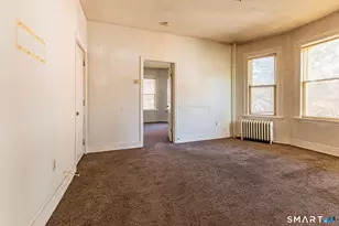 28 Edgewood St, Hartford, CT 06112 - Photo 27