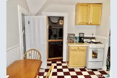 160 Morehouse Street, Bridgeport, CT 06605 - Photo 35