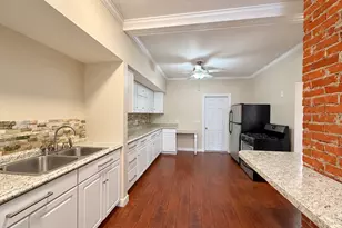 117 Peck Ave, West Haven, CT 06516 - Photo 1