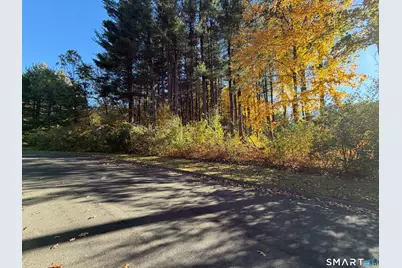 27 Brighton Drive, East Granby, CT 06026 - Photo 11