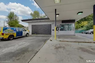 1919 Broad St, Hartford, CT 06114 - Photo 1