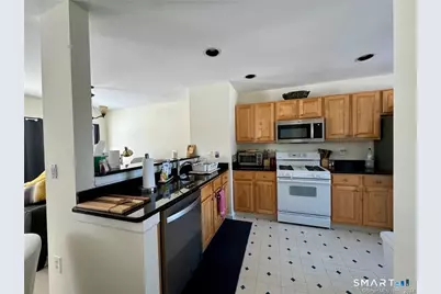 4003 Hancock Drive #4003, Danbury, CT 06811 - Photo 5
