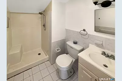 115 Anton Drive, Bridgeport, CT 06606 - Photo 25