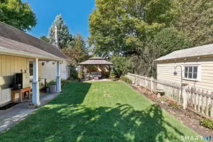 14 Dante Pl, Hamden, CT 06514 - Photo 9