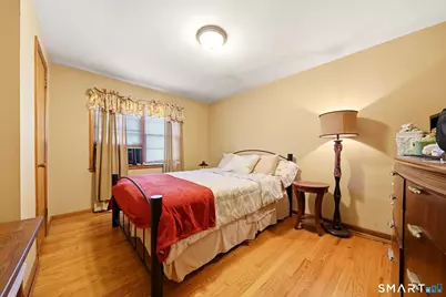 129 Forestview Road, Bridgeport, CT 06606 - Photo 11
