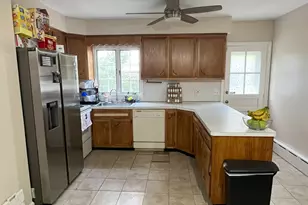[Address not provided], Hartford, CT 06114 - Photo 3