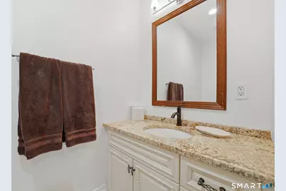 128 Van Buskirk Avenue, Stamford, CT 06902 - Photo 9