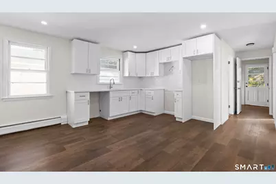 147 Trumbull Avenue, Bridgeport, CT 06606 - Photo 13