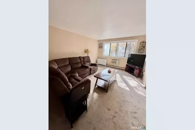 91 Woodside Circle, Torrington, CT 06790 - Photo 3