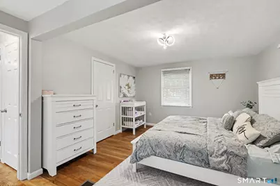 26 Glenwood Street, Enfield, CT 06082 - Photo 17