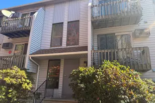 23 Shirley St, Waterbury, CT 06708 - Photo 1