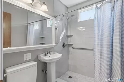 15-17 Seventh Street, Newington, CT 06111 - Photo 11