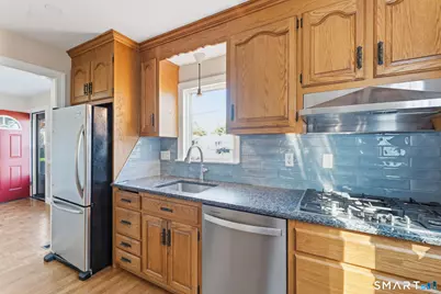 15-17 Seventh Street, Newington, CT 06111 - Photo 5