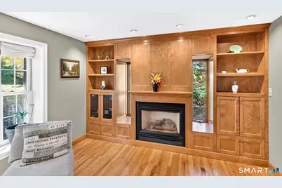 6 Lawton Drive, Simsbury, CT 06070 - Photo 9