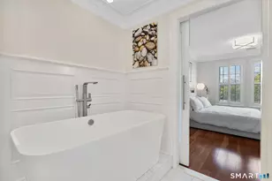 85 Memorial Rd, West Hartford, CT 06107 - Photo 23
