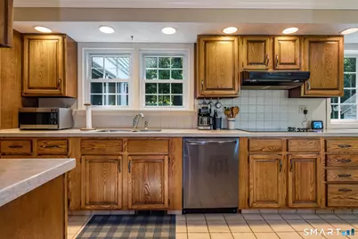 7 Milestone Lane, Madison, CT 06443 - Photo 9