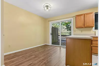 2480 Whitney Avenue #16, Hamden, CT 06518 - Photo 5