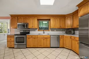 20 Highmeadow Rd, Rocky Hill, CT 06067 - Photo 11