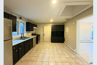 22 Pleasant Rise Rise #A, Brookfield, CT 06804 - Photo 5