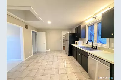 22 Pleasant Rise Rise #A, Brookfield, CT 06804 - Photo 3