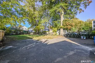 36 Ward Pl, Hartford, CT 06106 - Photo 23