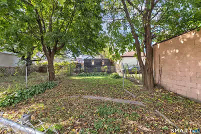 449-451 Brooks Street, Bridgeport, CT 06608 - Photo 27