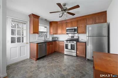 6 Raymond Road, Woodbridge, CT 06525 - Photo 7