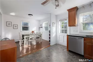 6 Raymond Rd, Woodbridge, CT 06525 - Photo 9