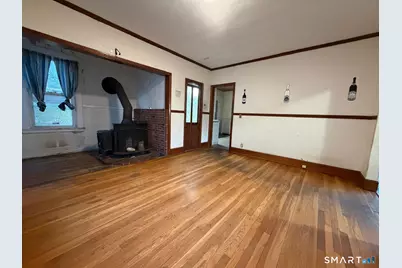 35 Edgehill Avenue, Waterbury, CT 06704 - Photo 11