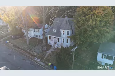 35 Edgehill Avenue, Waterbury, CT 06704 - Photo 3