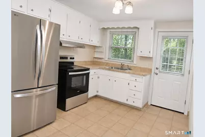 72-74 Clinton Street, Glastonbury, CT 06033 - Photo 3
