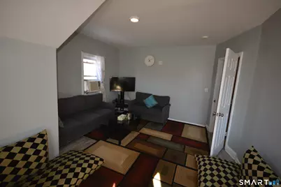 1176 Fairfield Avenue #3rd Fl, Bridgeport, CT 06605 - Photo 17